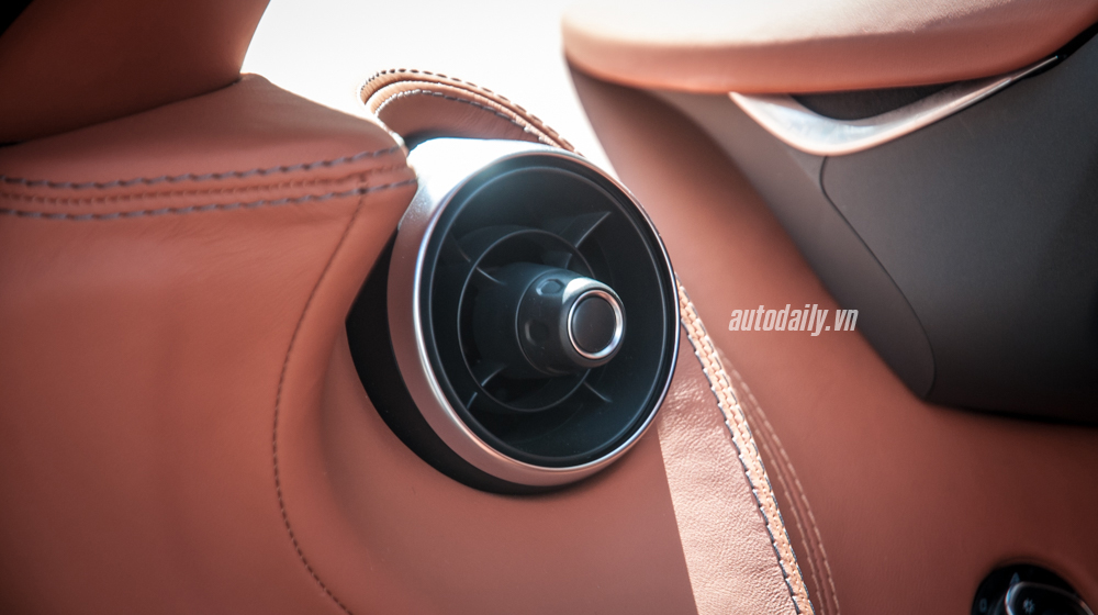 Ảnh chi tiết nội thất McLaren 570S độc nhất Việt Nam McLaren 570S (9).jpg