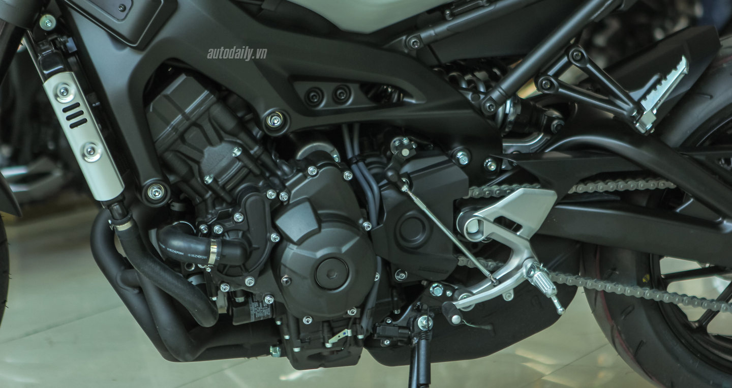 Ảnh chi tiết Yamaha XSR 900 ABS đầu tiên tại Hà Nội Yamaha XSR 900 (26).jpg