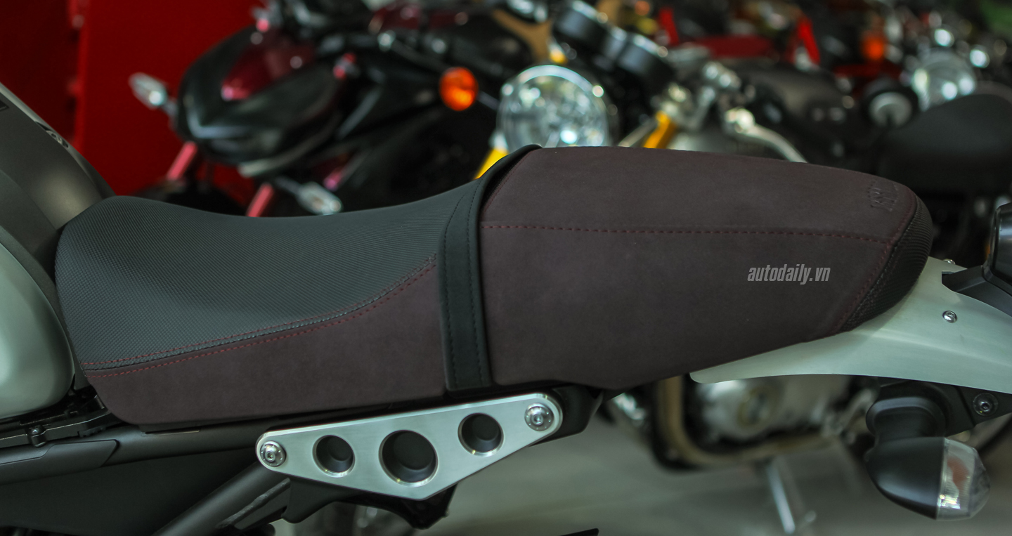 Ảnh chi tiết Yamaha XSR 900 ABS đầu tiên tại Hà Nội Yamaha XSR 900 (6).JPG