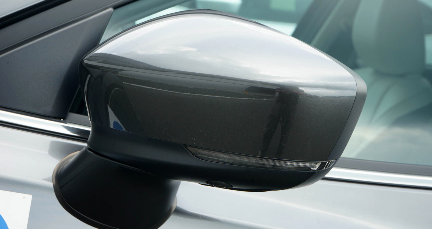 Ảnh chi tiết Mazda3 phiên bản cải tiến