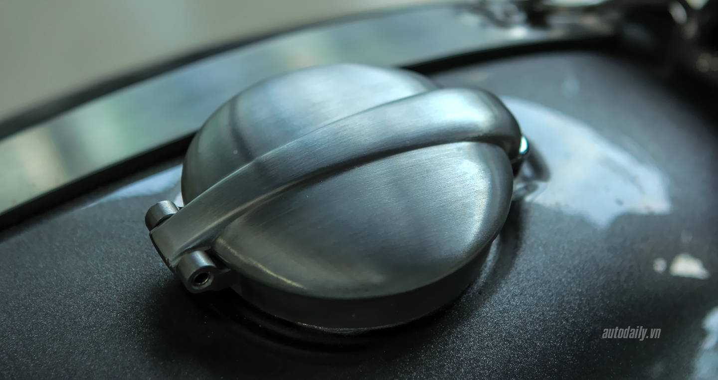 Ảnh chi tiết Triumph Thruxton 1200R 2016 tại Hà Nội Triumph Thruxton1 (1).JPG