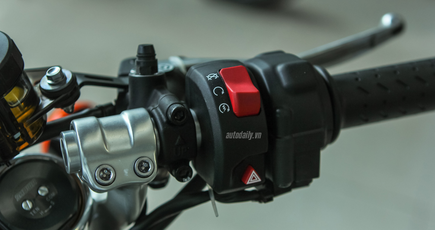 Ảnh chi tiết Triumph Thruxton 1200R 2016 tại Hà Nội Triumph Thruxton1 (15).JPG