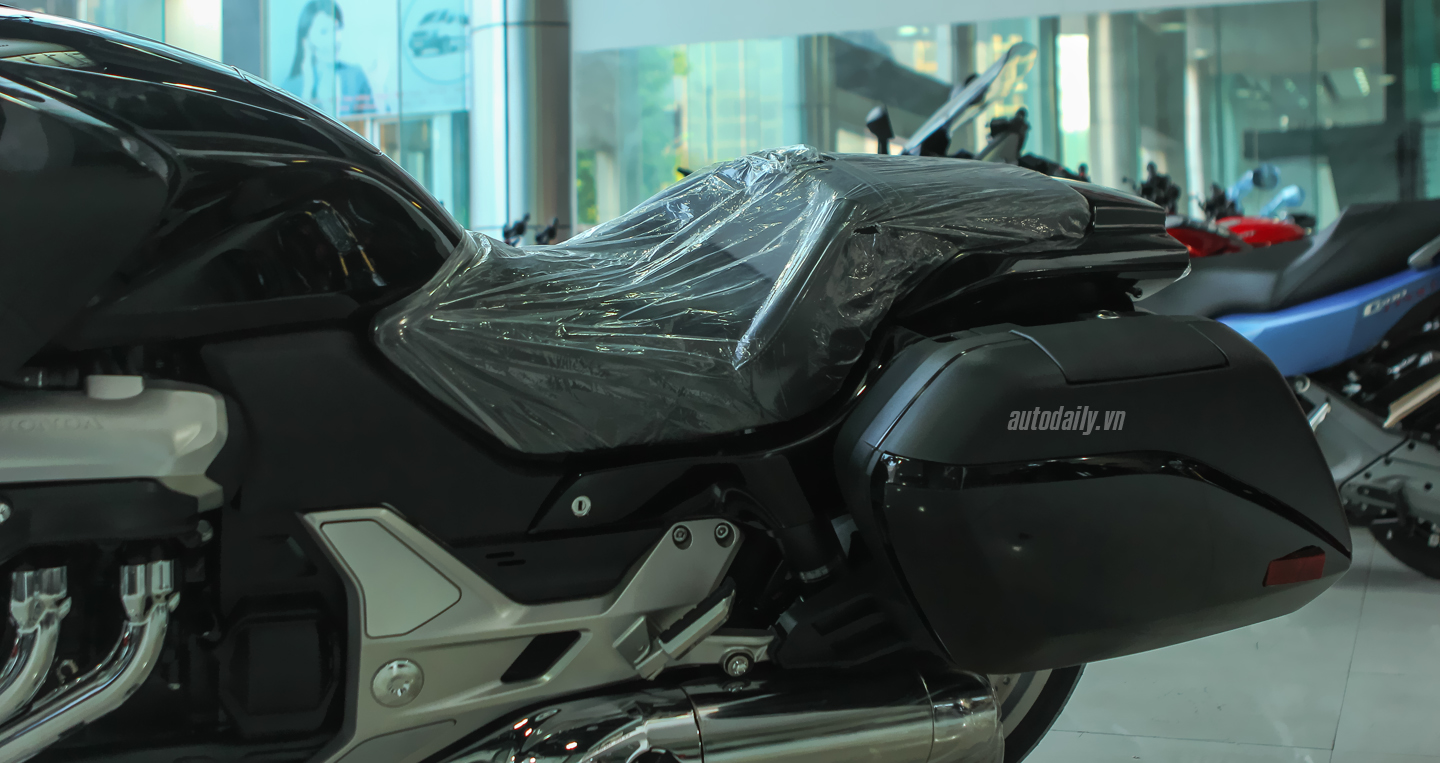 Ảnh chi tiết Honda CTX 1300 ABS 2015 tại Hà Nội Honda CTX 1300 (20).JPG