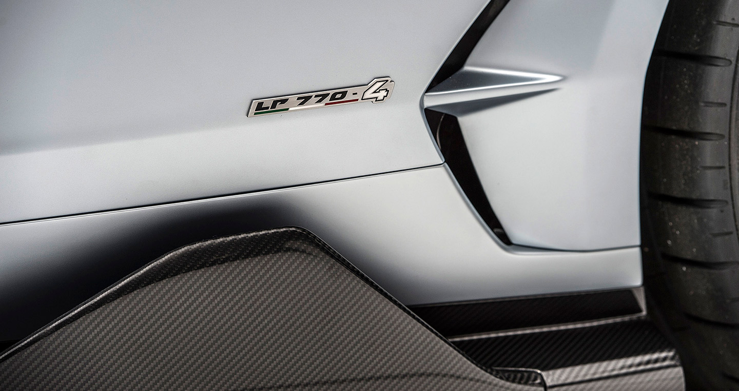 Ảnh chi tiết Lamborghini Centenario Roadster 13-lamborghini-centenario-roadster-quail-1.jpg