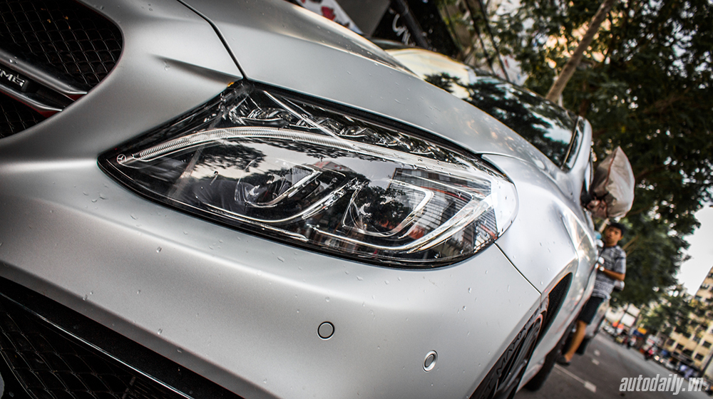 Mercedes-AMG C63 S Edition 1 trên phố Sài Gòn Mercedes-AMG C63S Edition 1 (7).jpg