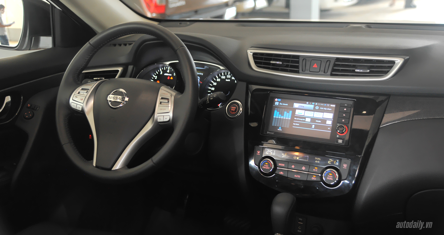 Ảnh chi tiết Nissan X-Trail 2016 tại đại lý ở Hà Nội X-Trail (21).JPG
