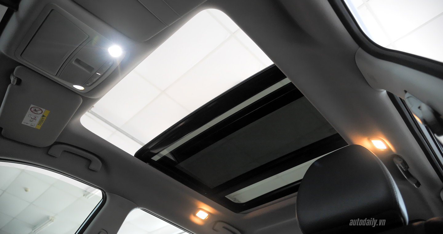 Ảnh chi tiết Nissan X-Trail 2016 tại đại lý ở Hà Nội X-Trail (25).jpg