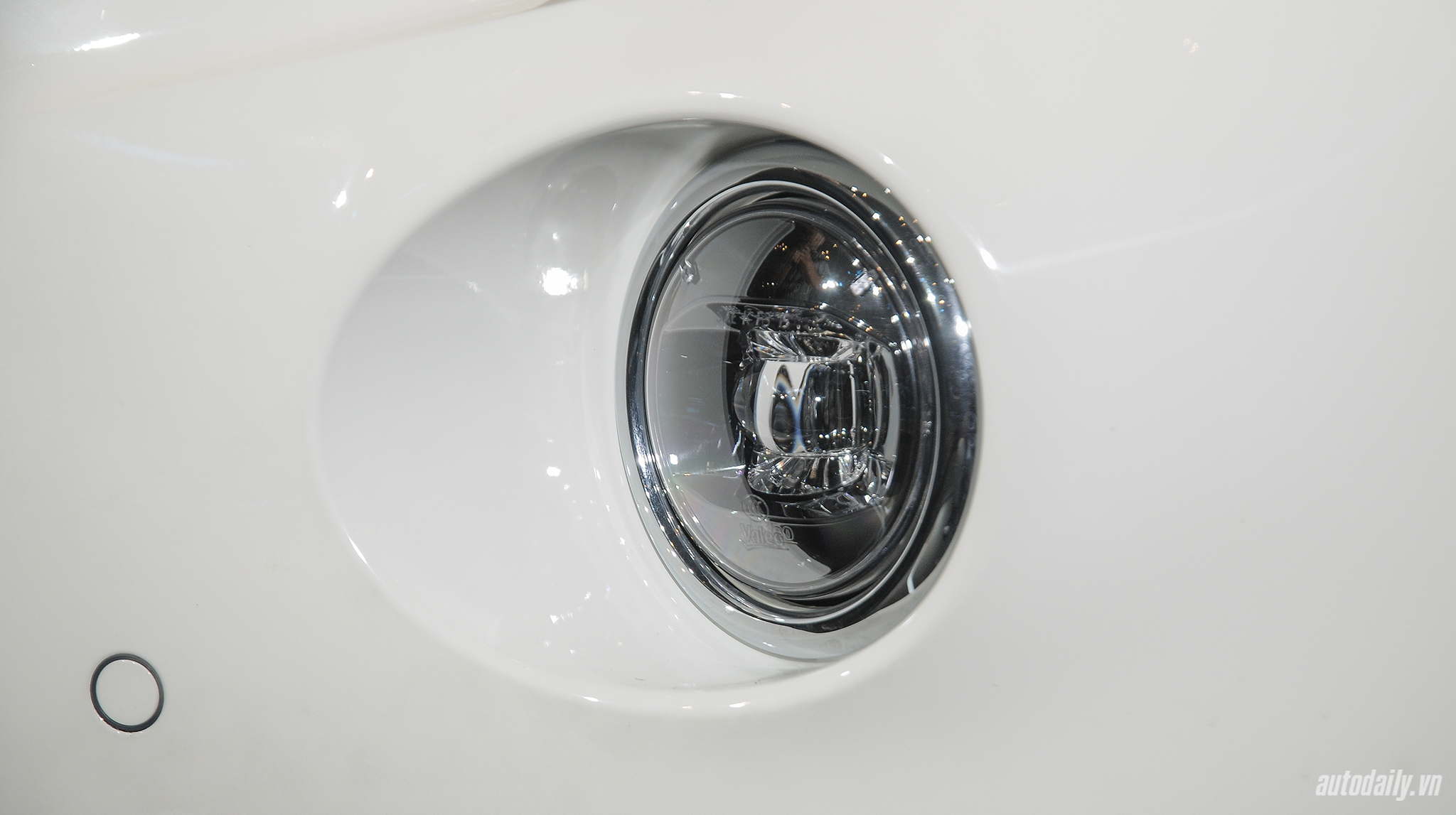 Ảnh chi tiết ngoại thất Maserati Levante tại Việt Nam ngoai that Maserati Levante (14).jpg