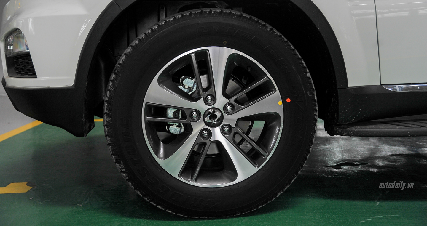 Ảnh chi tiết SsangYong Rexton 2016 giá 1,119 tỷ đồng tại Việt Nam SsangYong Rexton Autodaily (13).JPG