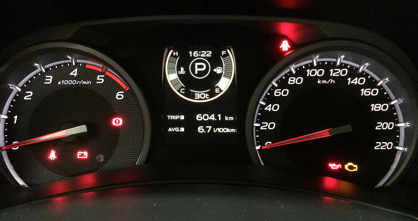 SUV đa dụng Isuzu mu-X: Giá tốt, bảo hành cao lại tiết kiệm nhiên liệu (12).JPG