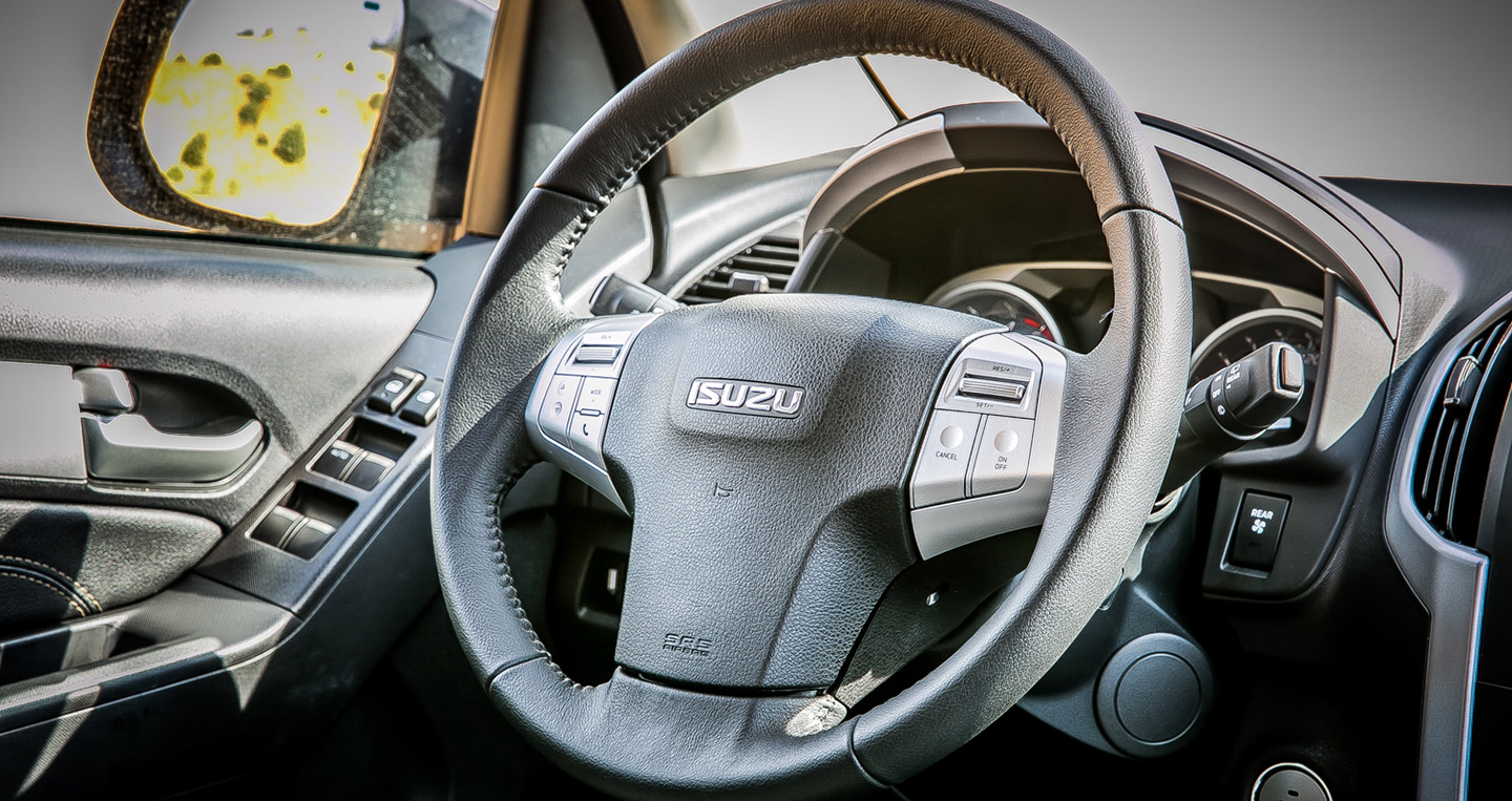 SUV đa dụng Isuzu mu-X: Giá tốt, bảo hành cao lại tiết kiệm nhiên liệu (6).jpg