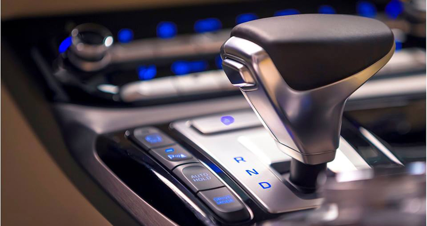 Ảnh chi tiết Genesis G90 genesis-g90 (15).jpg