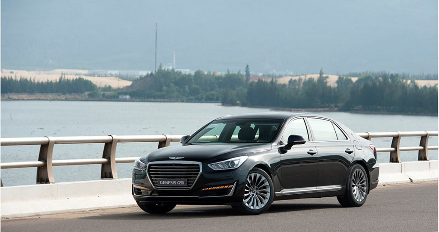 Ảnh chi tiết Genesis G90 genesis-g90 (6).jpg