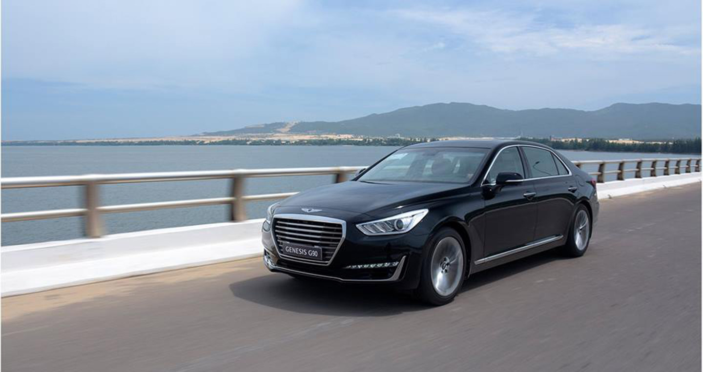 Ảnh chi tiết Genesis G90 genesis-g90 (9).jpg