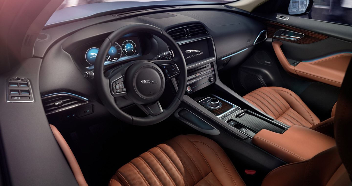 SUV đa dụng Jaguar F-Pace sẽ ra mắt thị trường Việt vào tháng 10/2016 3