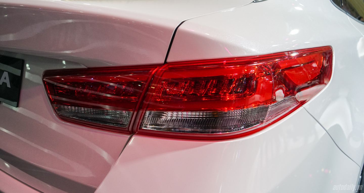 Ảnh chi tiết Kia Optima 2016 tại VMS 2016 Kia Optima (21).jpg