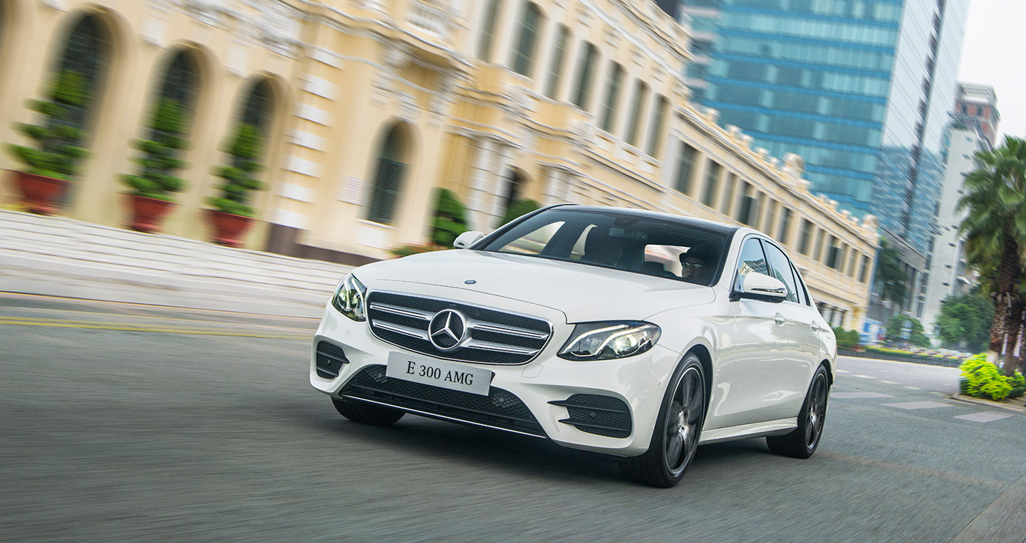 Ảnh chi tiết Mercedes-Benz E300 AMG 2016 mercedes-benz-e300-amg (1)-1.jpg