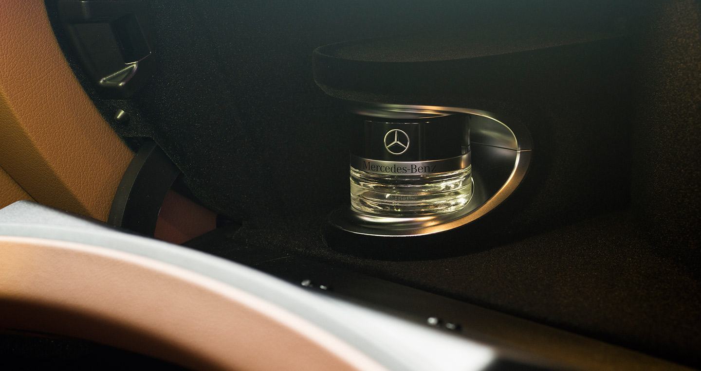 Ảnh chi tiết Mercedes-Benz E300 AMG 2016 mercedes-benz-e300-amg (20).jpg