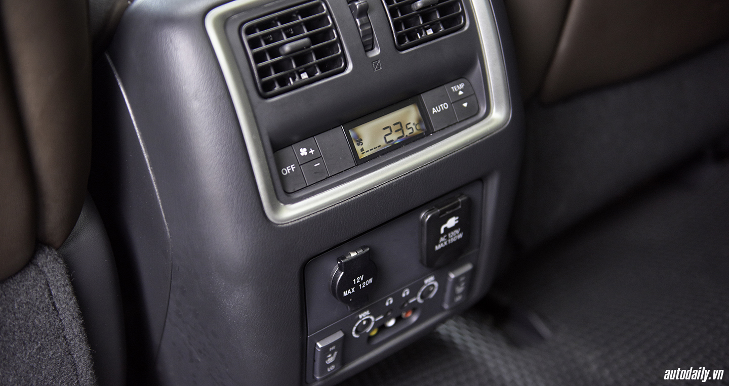 Ảnh chi tiết nội thất Infiniti QX60 2016 Infiniti QX60 (20).jpg