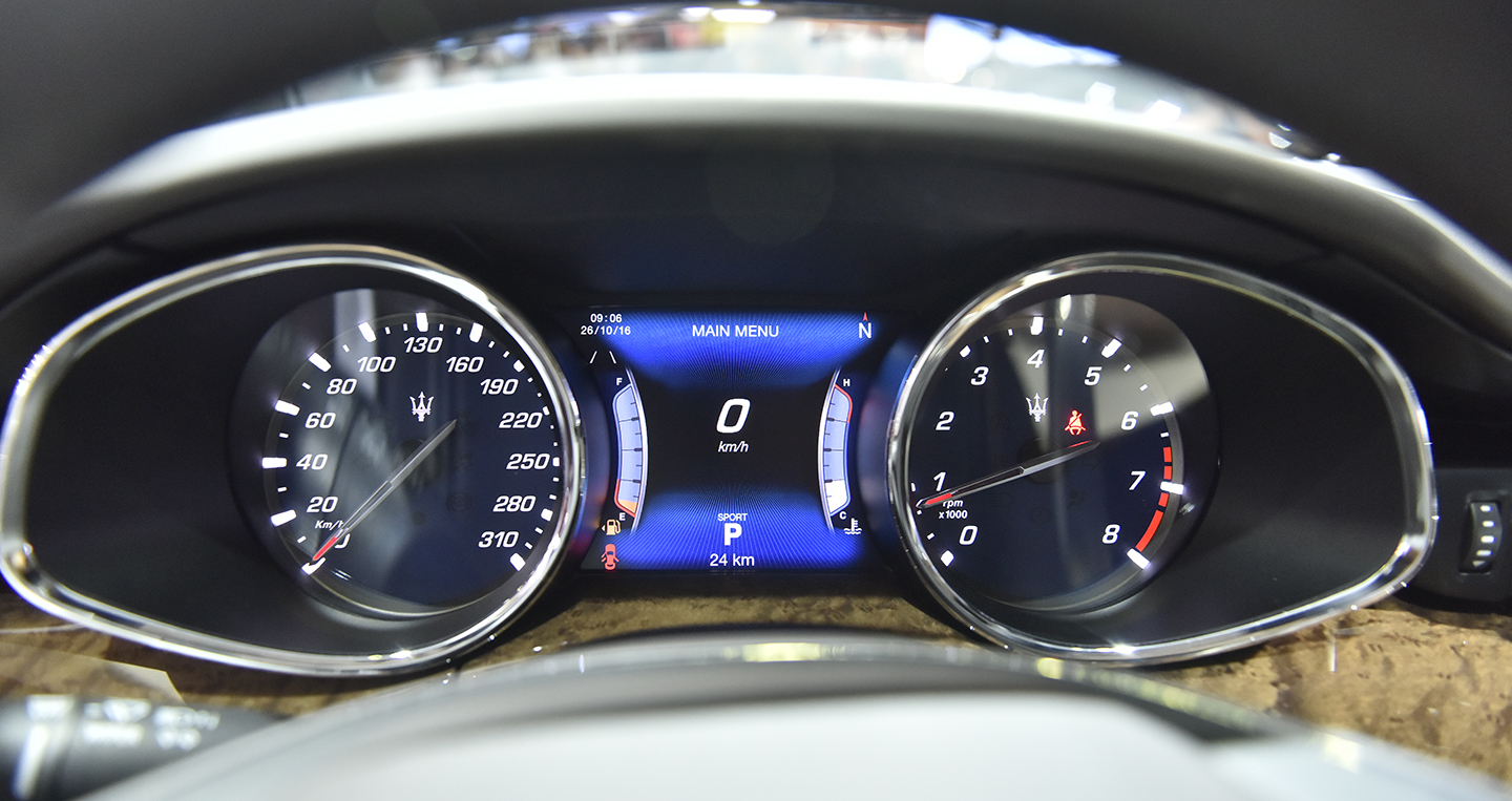 Ảnh chi tiết Maserati Quattroporte 2017 Quattro (13).JPG