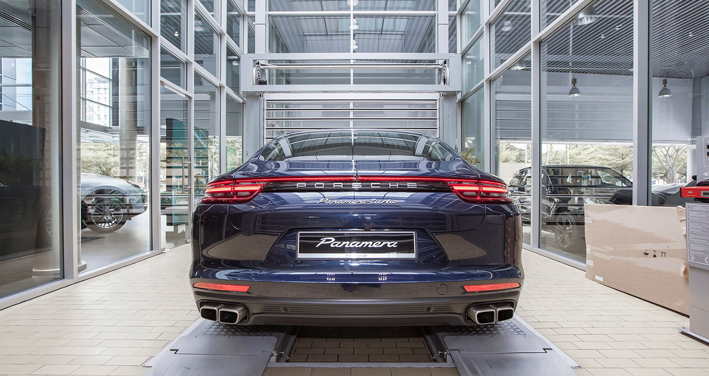 Ảnh chi tiết Porsche Panamera Turbo 2017 tại Việt Nam panamera-2017 (2)-1.jpg