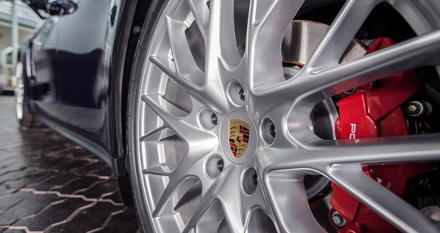 Ảnh chi tiết Porsche Panamera Turbo 2017 tại Việt Nam panamera-2017 (6).jpg