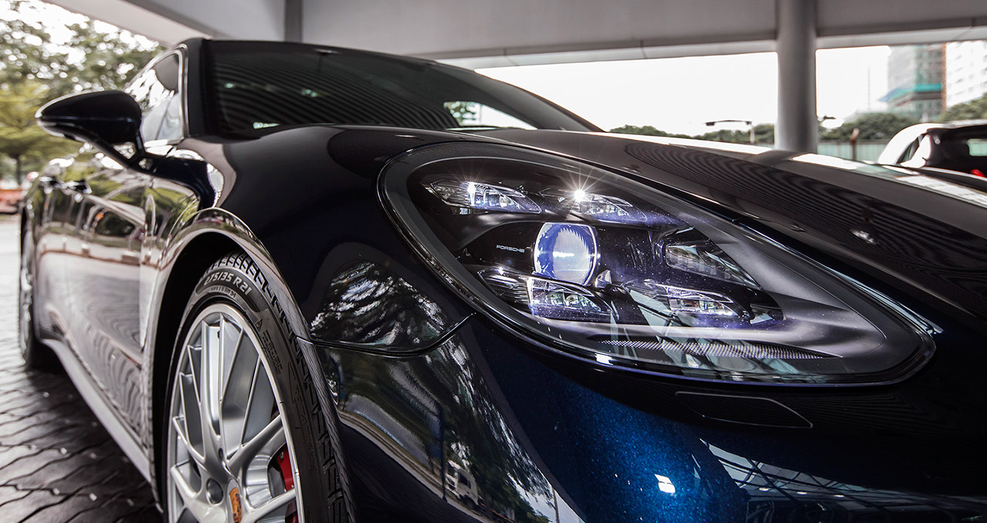 Ảnh chi tiết Porsche Panamera Turbo 2017 tại Việt Nam panamera-2017 (7).jpg