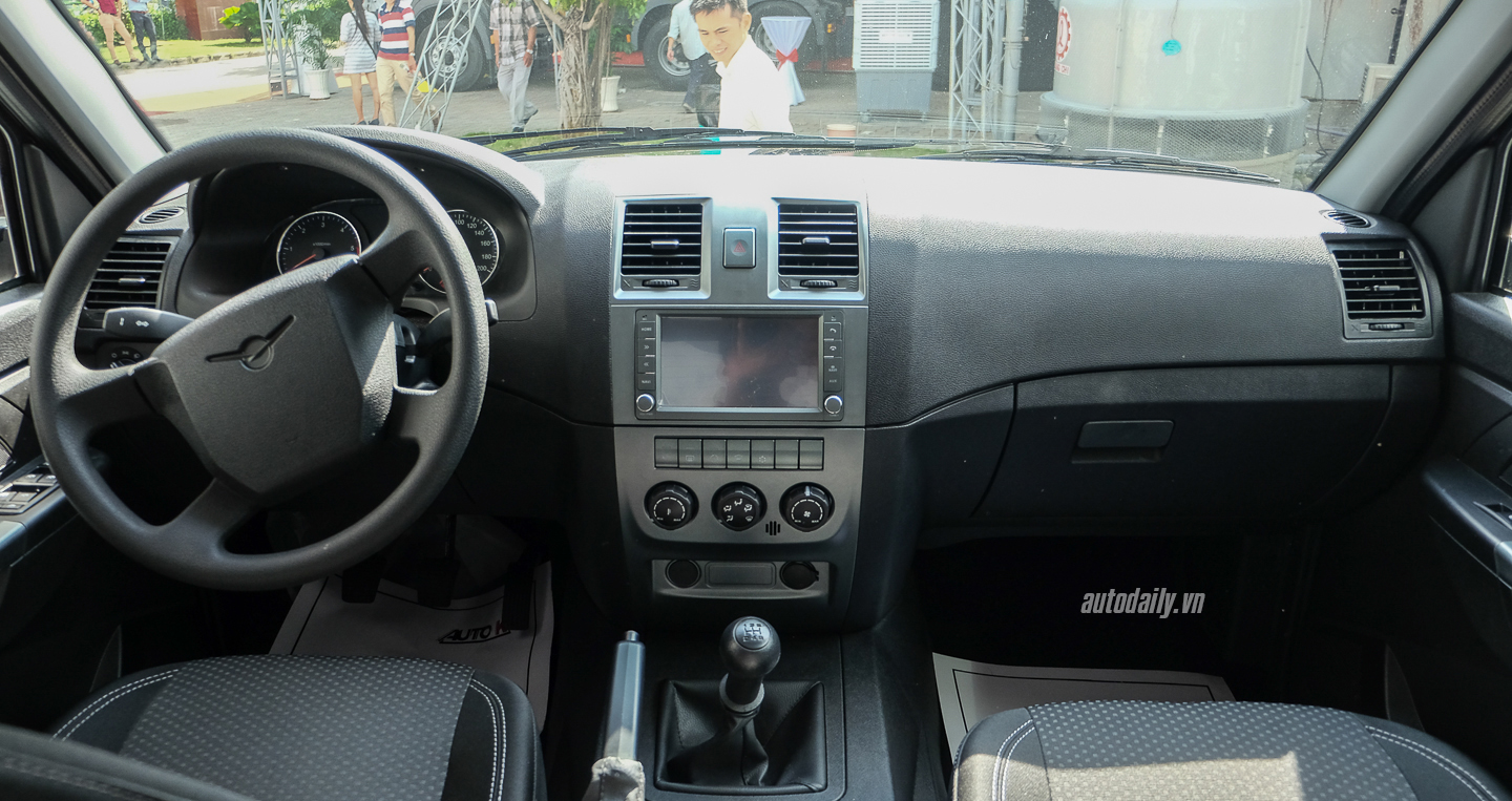 Bộ ba xe Nga thu hút sự quan tâm của người tiêu dùng Việt UAZ_Pick_UP (5).jpg