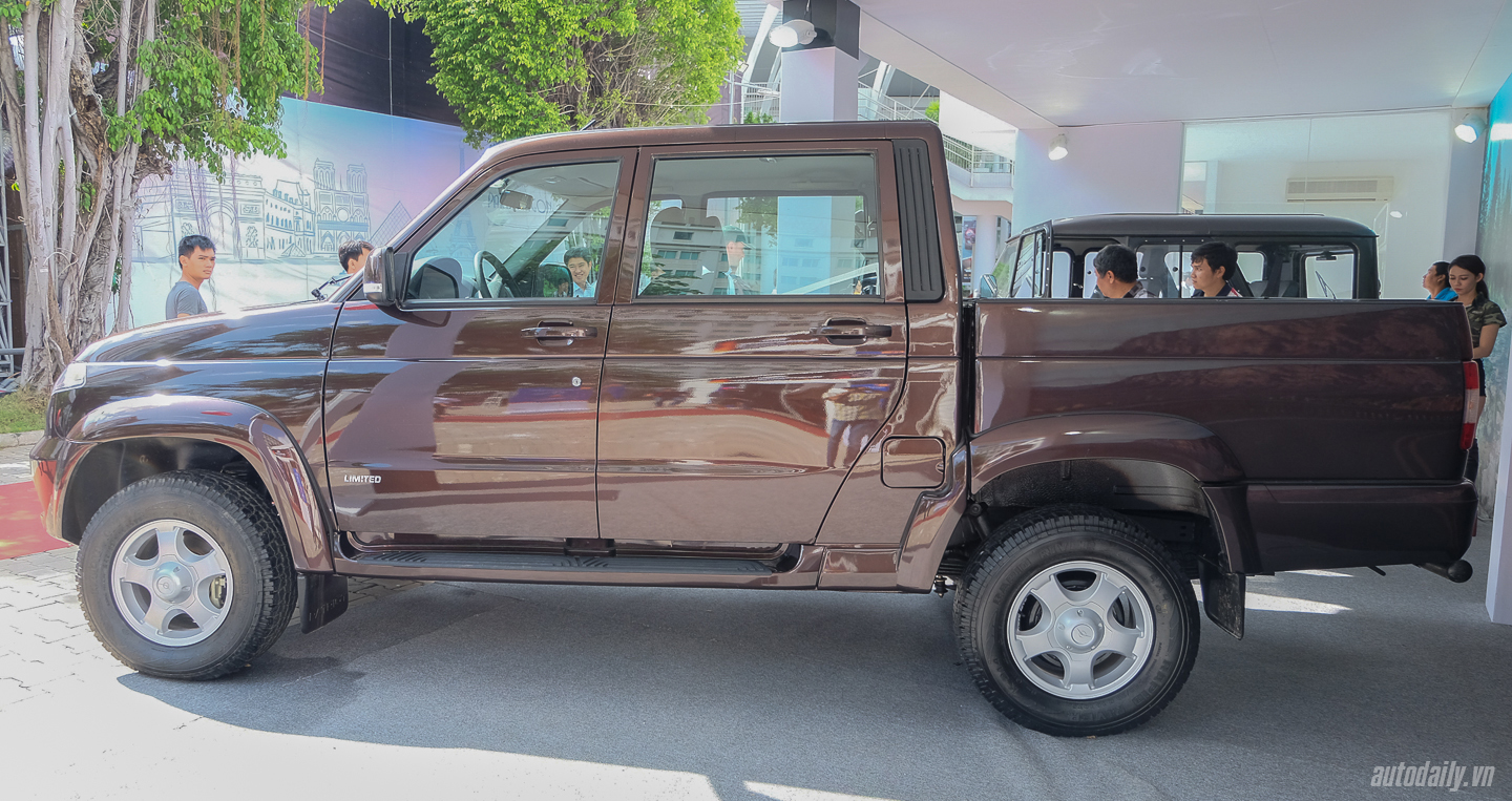 Bộ ba xe Nga thu hút sự quan tâm của người tiêu dùng Việt UAZ_Pick_UP (9).jpg