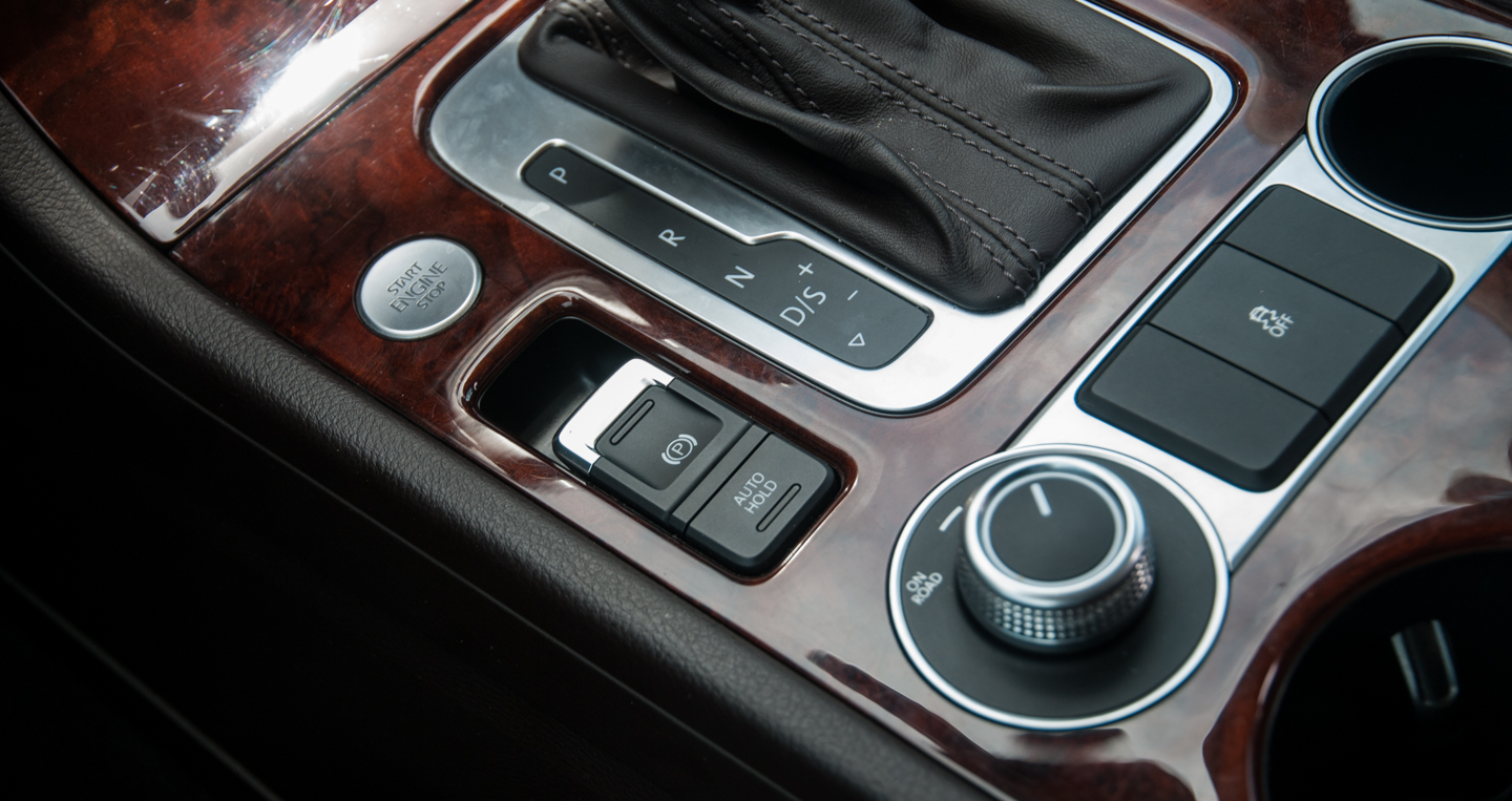 Ảnh chi tiết nội thất Volkswagen Touareg adc-5489.jpg