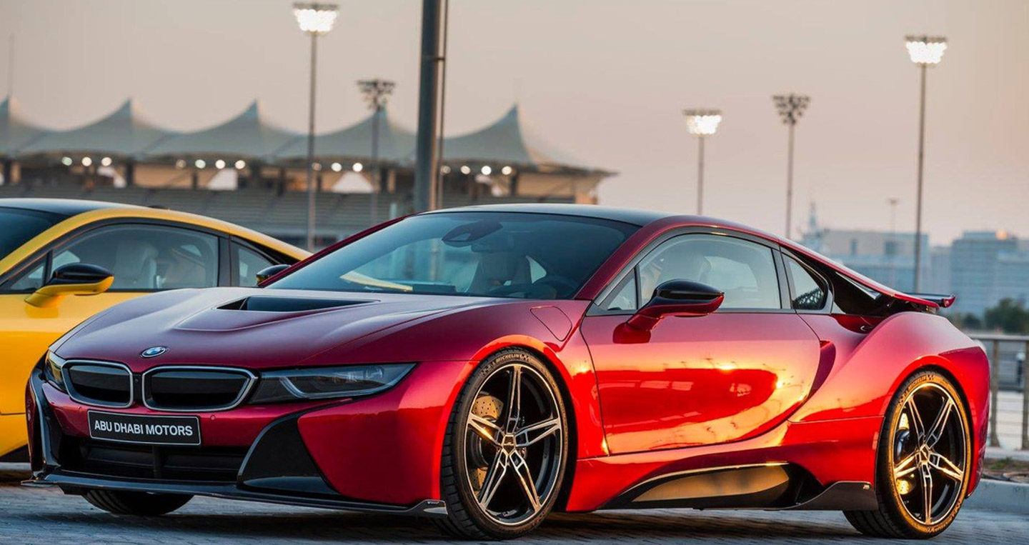 Dàn BMW i8 đủ sắc màu tụ họp colorful-bmw-i8s-at-yas-marina-circuit-15.jpg