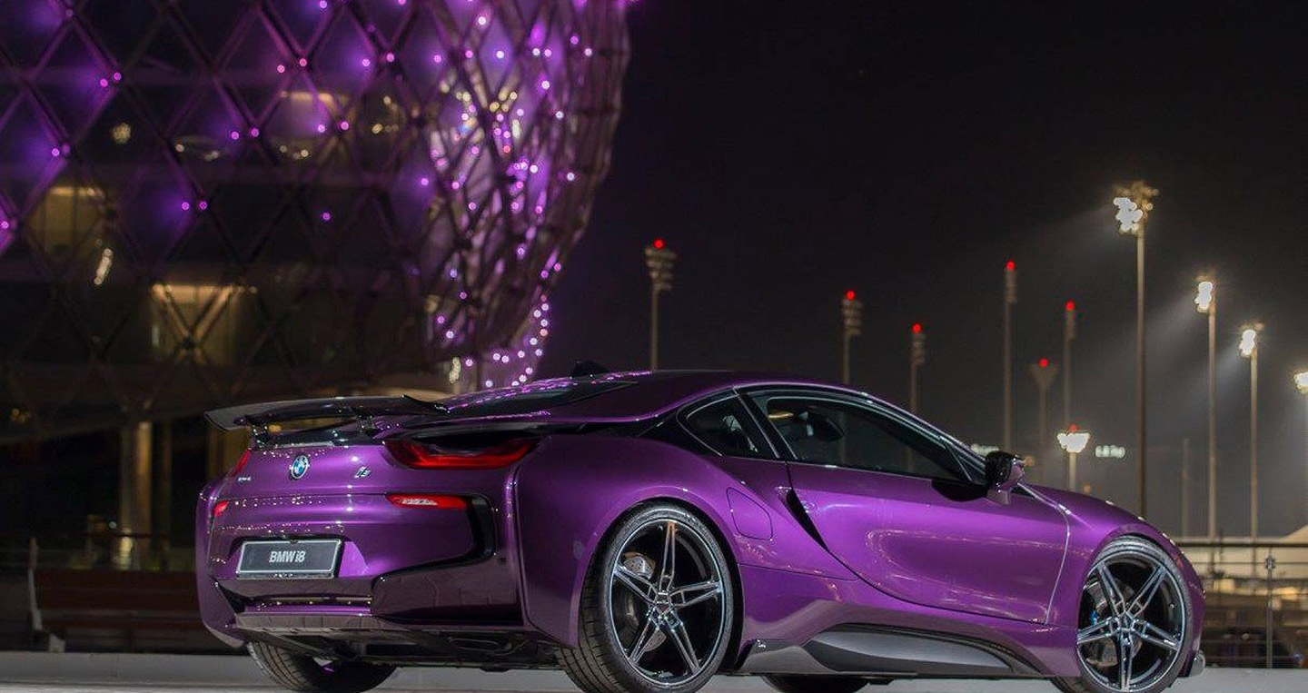 BMW i8 Радужная