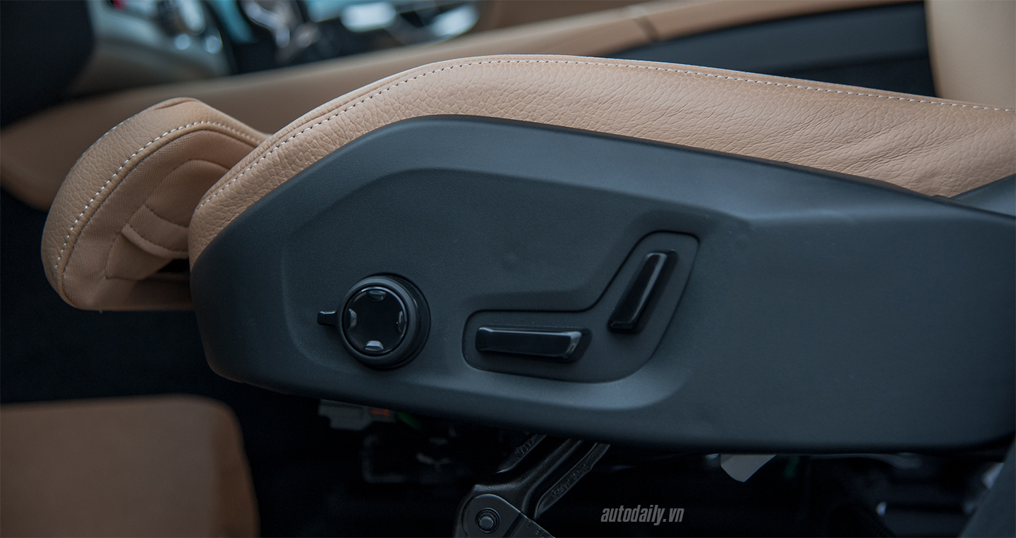 Ảnh chi tiết Volvo XC90 chính hãng giá 3,4 tỷ đồng tại Hà Nội volvo-xc90-21.jpg