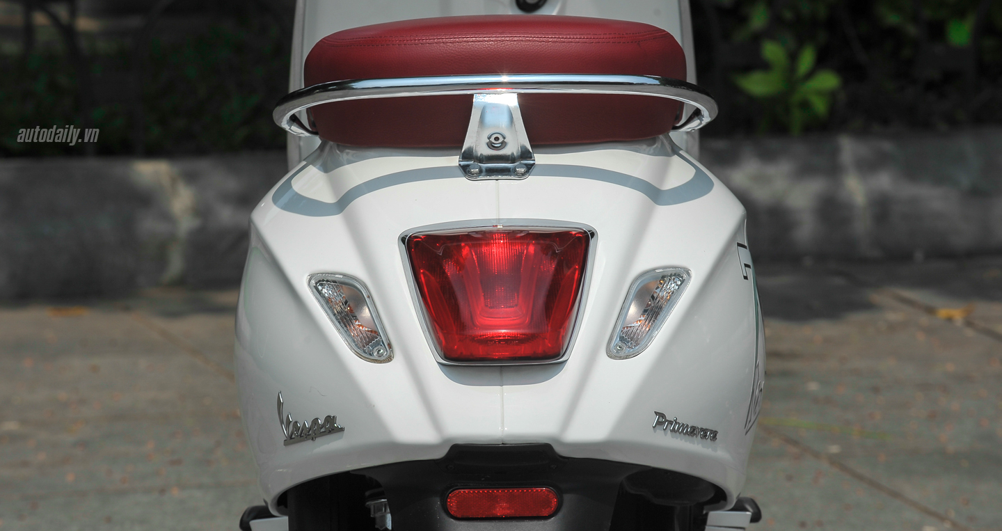 Ảnh chi tiết Vespa Primavera 125 ABS 2016 vespa-30.JPG