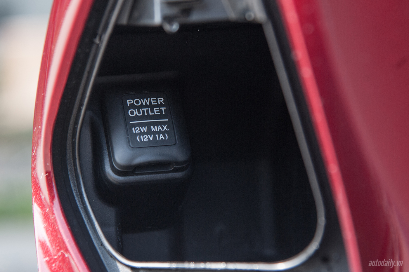 Ảnh chi tiết Honda SH150i ABS 2017 honda-sh-2017-15.jpg