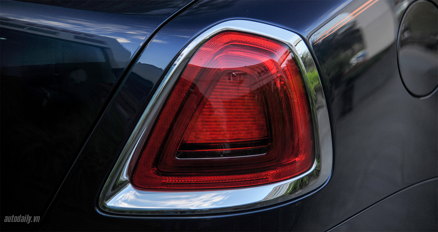 Ảnh chi tiết Rolls-Royce Dawn độc nhất Việt Nam rolls-royce-dawn-11.jpg