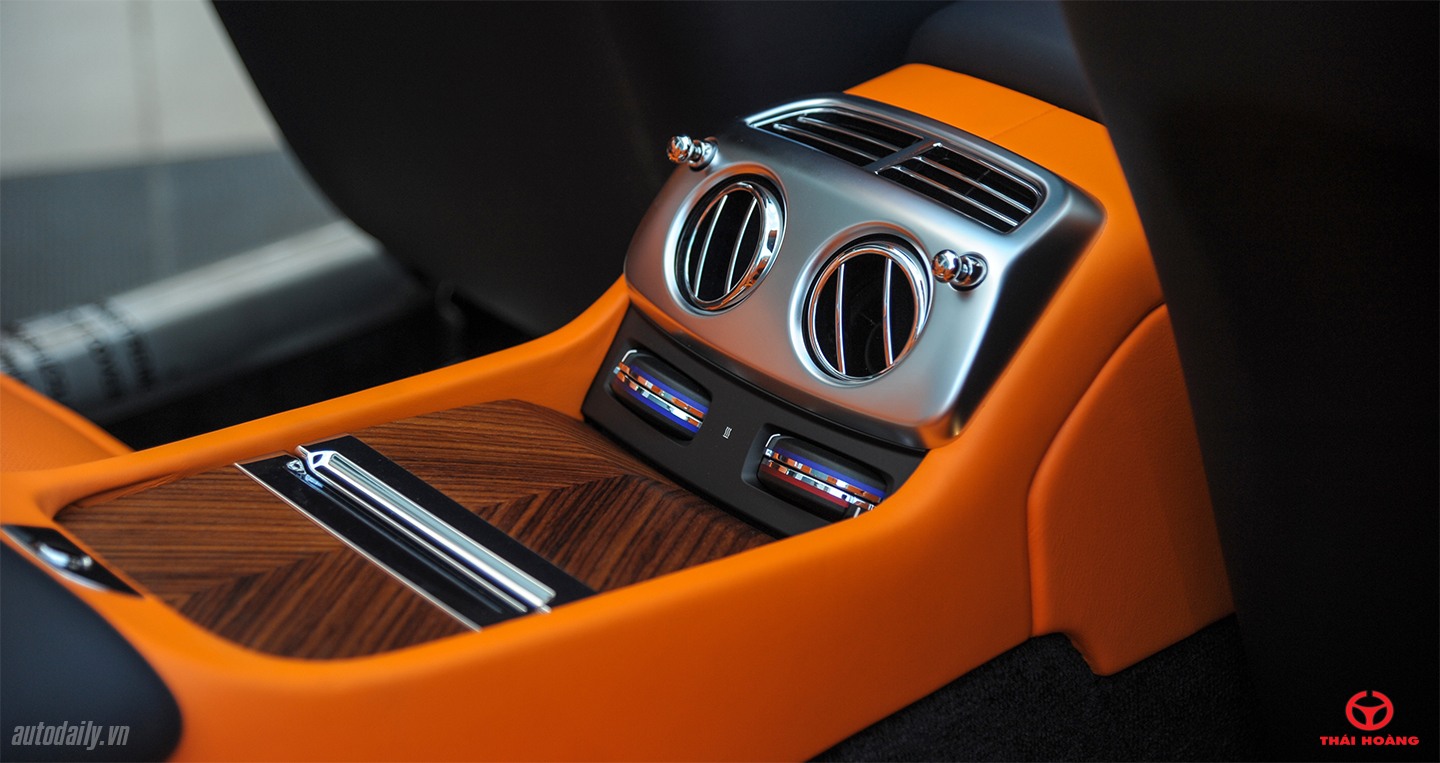 Ảnh chi tiết Rolls-Royce Dawn độc nhất Việt Nam rolls-royce-dawn-32.jpg