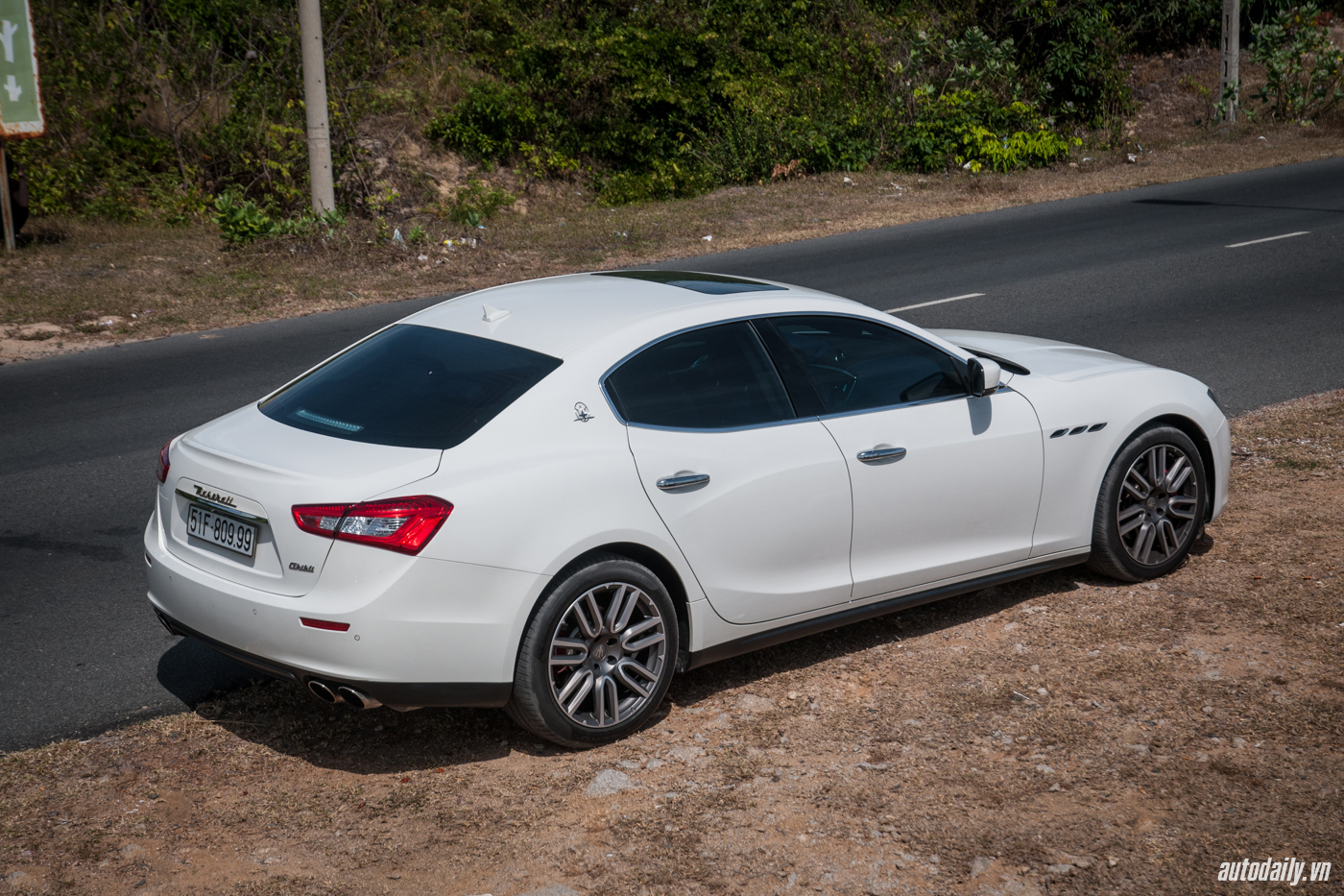 Ảnh chi tiết Maserati Ghibli S adc-7834.jpg