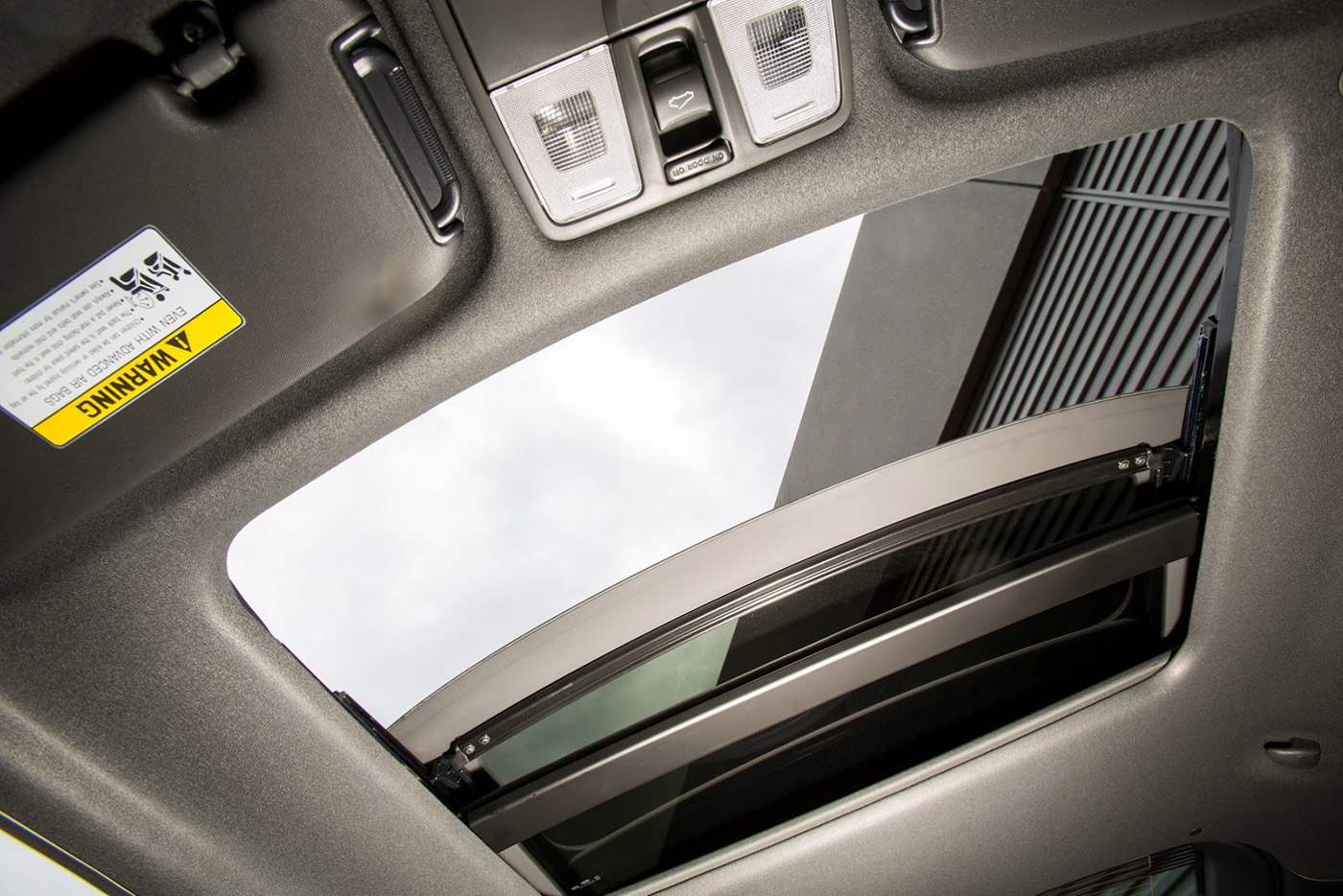 Ảnh chi tiết Hyundai Veloster Value Edition hyundai-veloster-value-edition-16.jpg