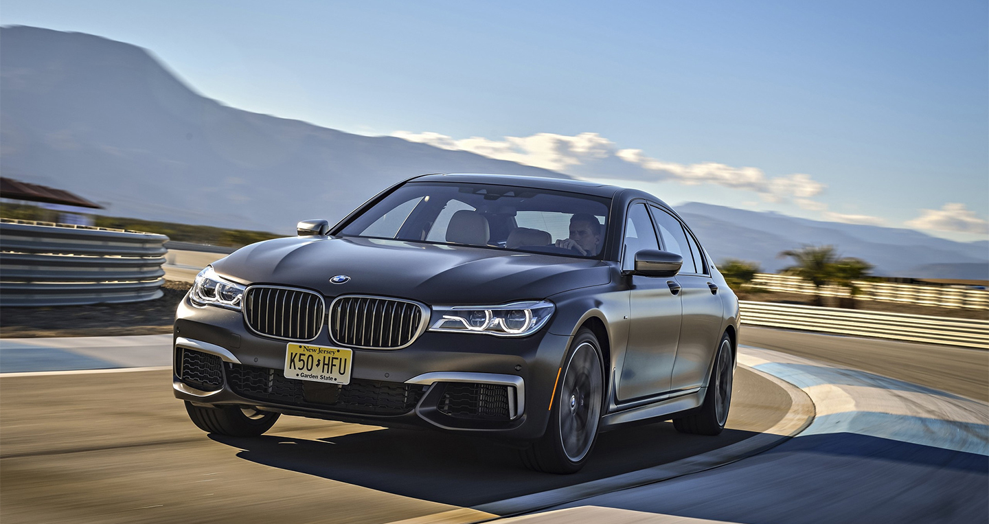 Xem ảnh chi tiết BMW M760i xDrive 2017 2017-bmw-m760li-xdrive-18.jpg