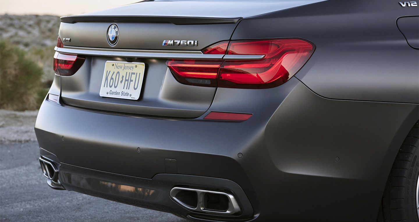 Xem ảnh chi tiết BMW M760i xDrive 2017 2017-bmw-m760li-xdrive-38.jpg