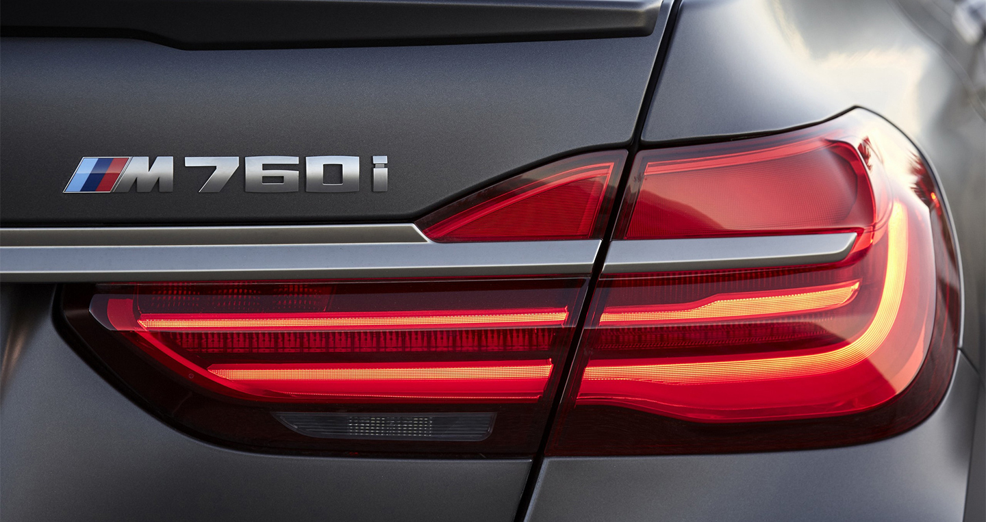 Xem ảnh chi tiết BMW M760i xDrive 2017 2017-bmw-m760li-xdrive-39.jpg