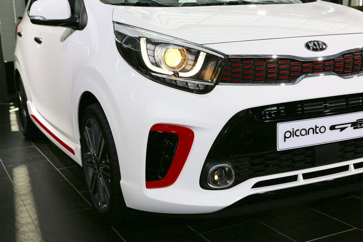 Ảnh chi tiết Kia Morning 2017 phiên bản châu Âu 2017-kia-picanto-29.jpg