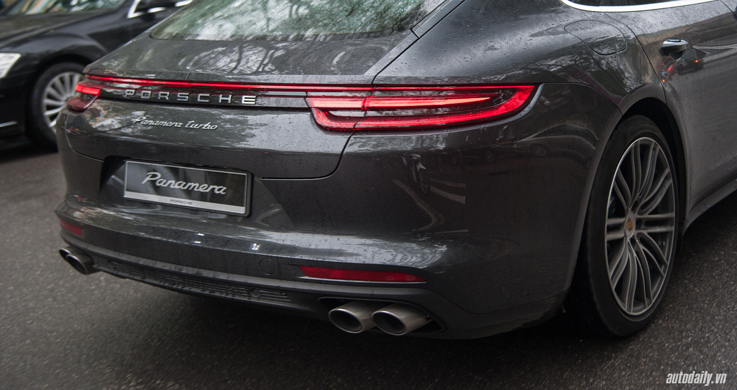 Ảnh chi tiết Porsche Panamera Turbo 2017 giá 12 tỷ trên phố Hà Nội dsc-3507.jpg