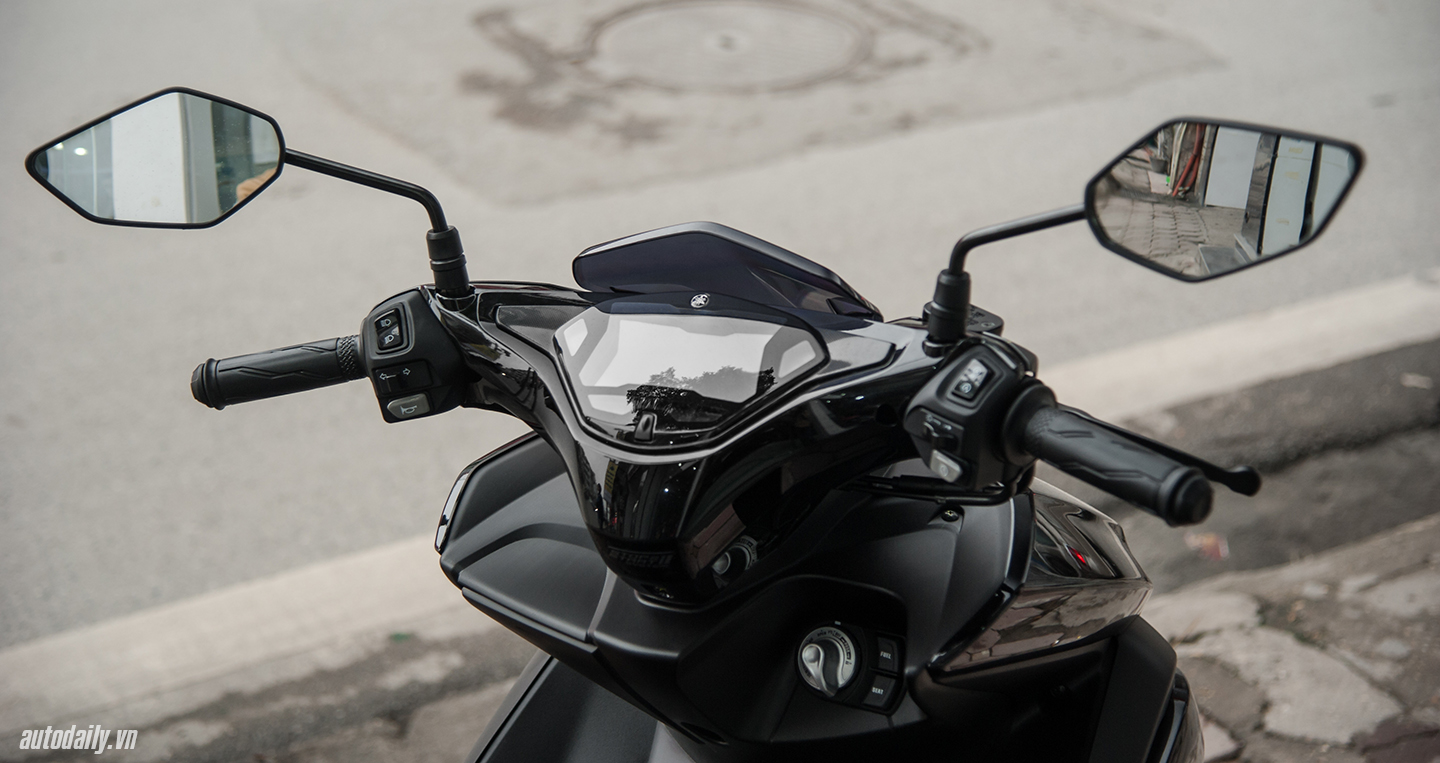 Ảnh chi tiết Yamaha NVX 125 tại đại lý dsc-4586.jpg