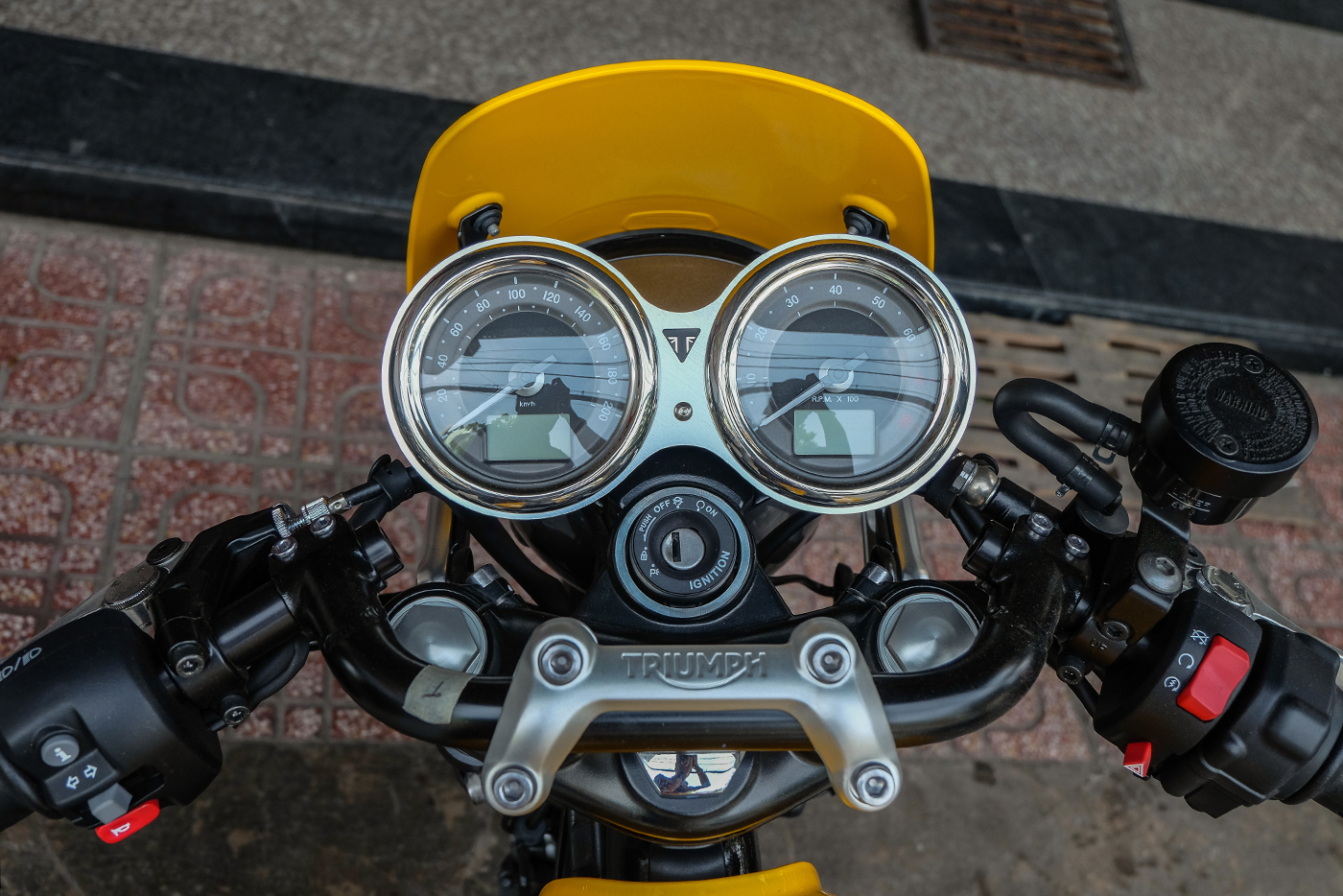 Ảnh chi tiết Triumph Street Cup 2017 giá 450 triệu tại Sài Gòn triumph-street-cup-2017-10.jpg