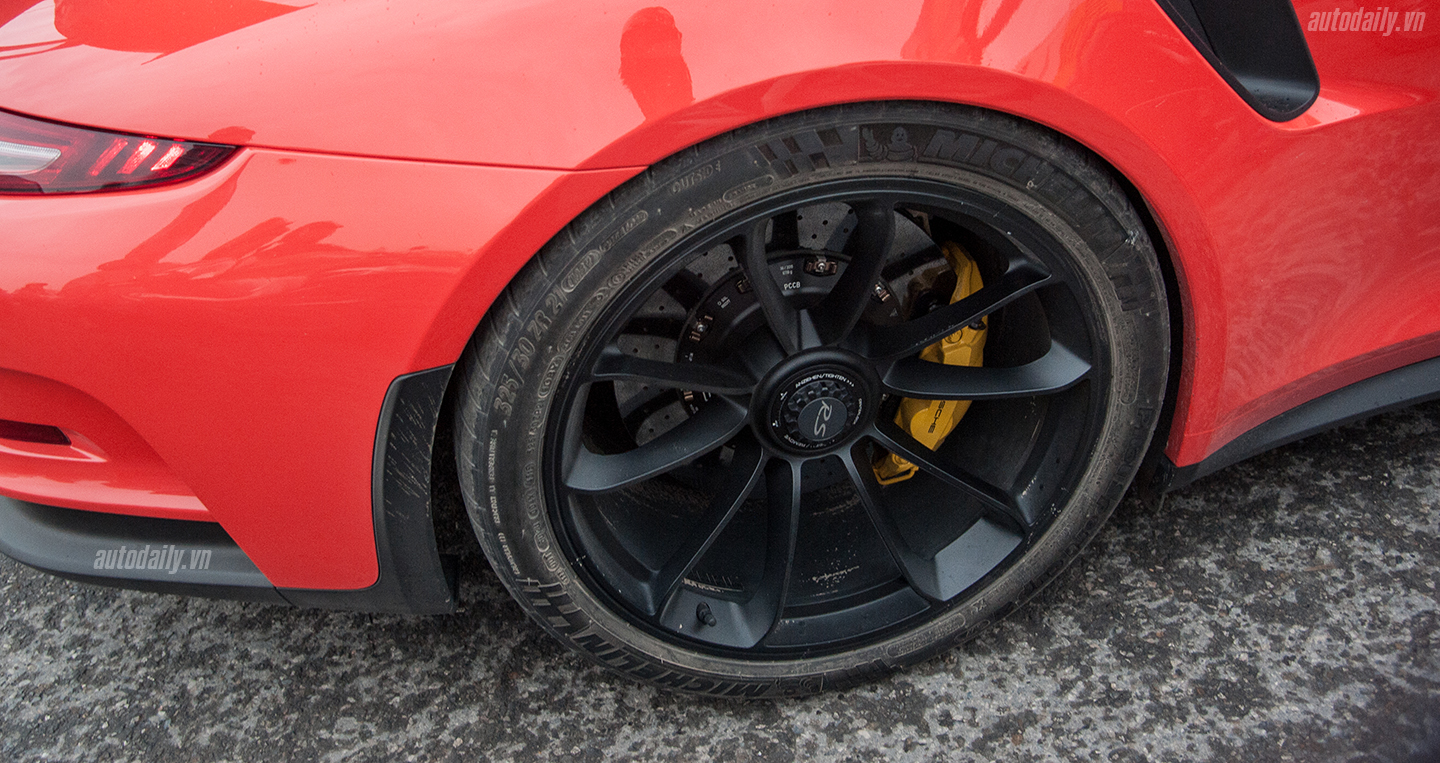 Ảnh chi tiết Porsche 911 GT3 RS độc nhất Việt Nam porsche-6.jpg