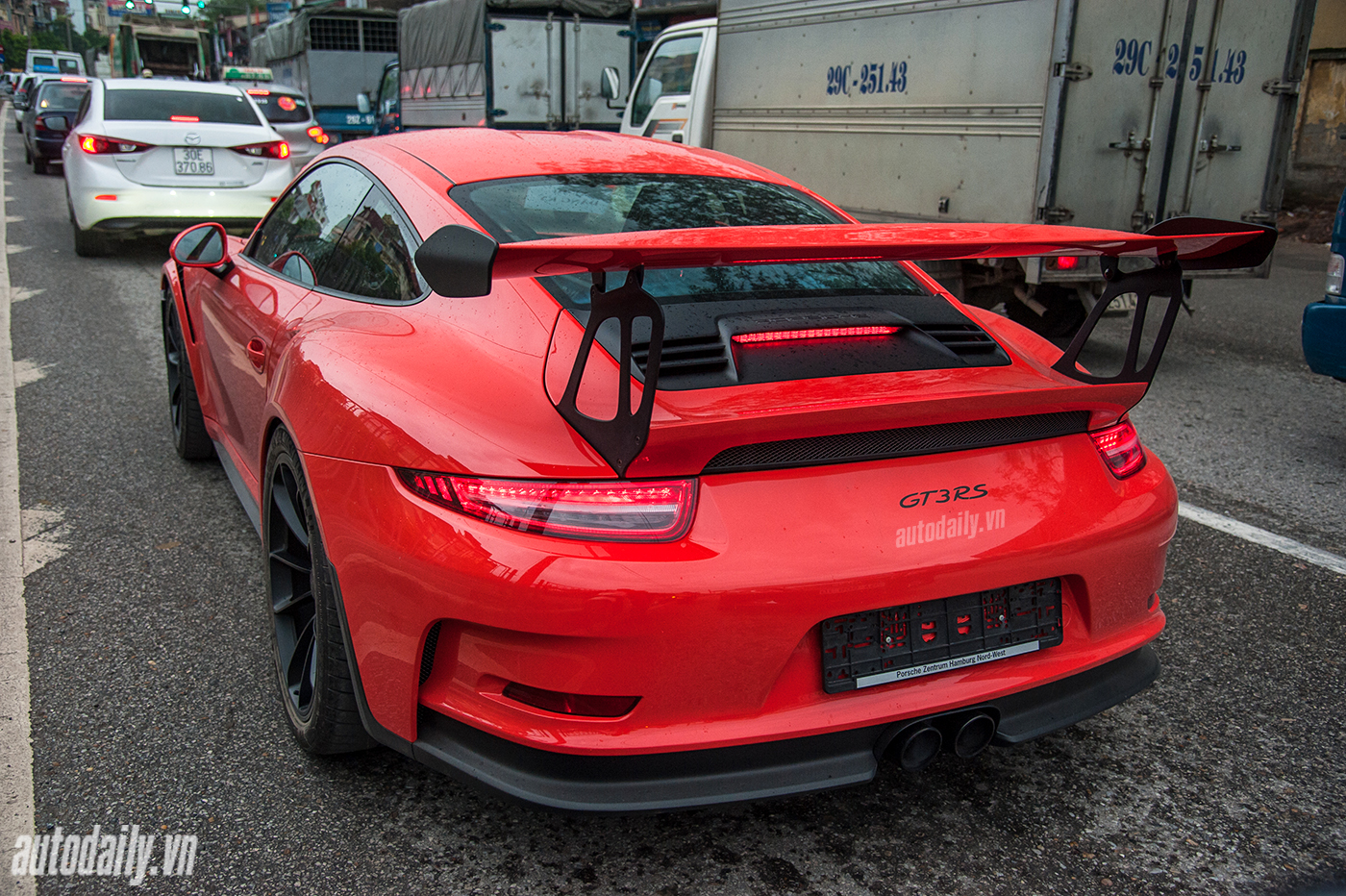 Ảnh chi tiết Porsche 911 GT3 RS độc nhất Việt Nam porsche-8.jpg