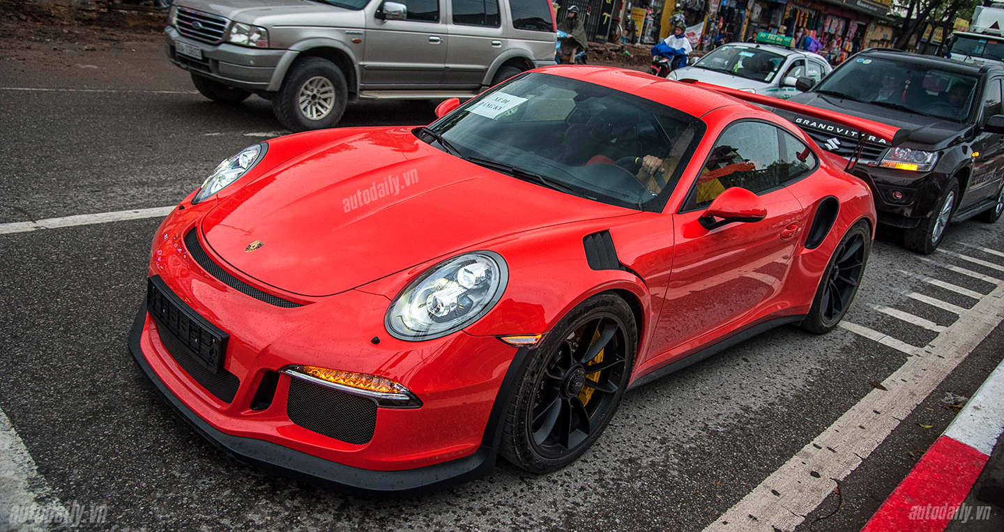 Ảnh chi tiết Porsche 911 GT3 RS độc nhất Việt Nam porsche-9.jpg