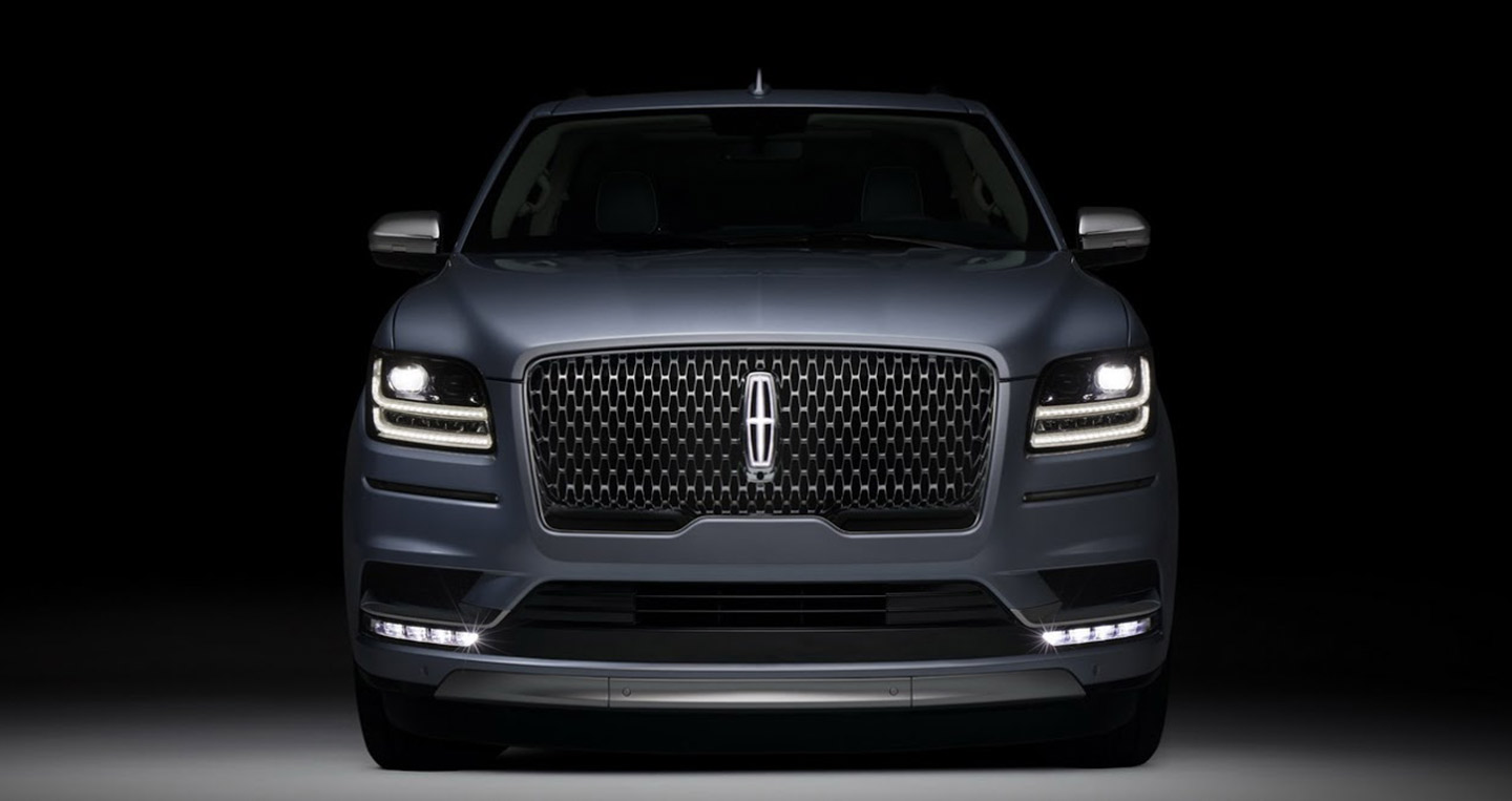 Ảnh chi tiết Lincoln Navigator 2018 2018-lincopln-navigator-18.jpg